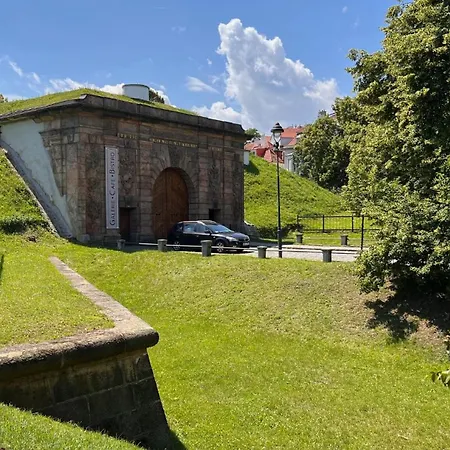 Апартаменты Castle Garden