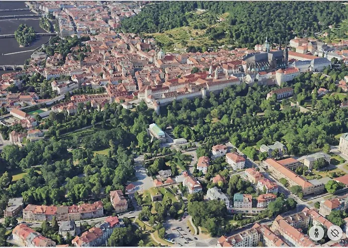 Апартаменты Castle Garden
